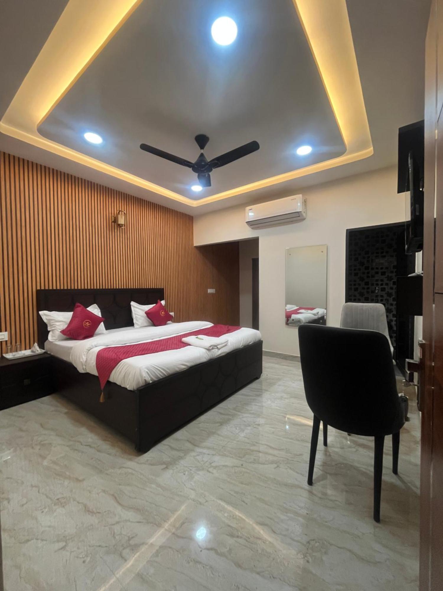 Hotel Royal A Ludhiana Exterior foto
